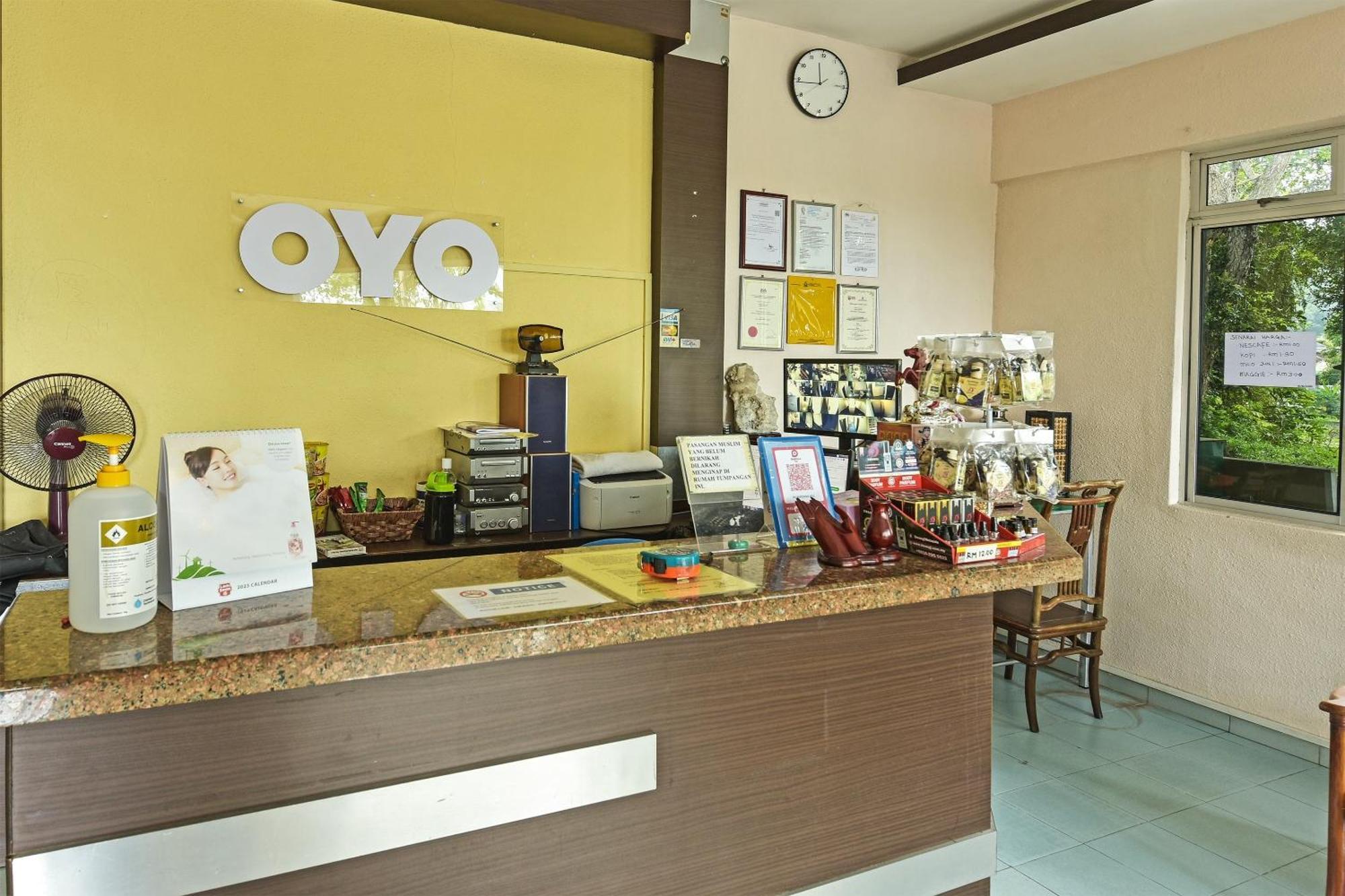 Super Oyo 44036 Hotel De Perdana Hill Batu Pahat Exteriér fotografie