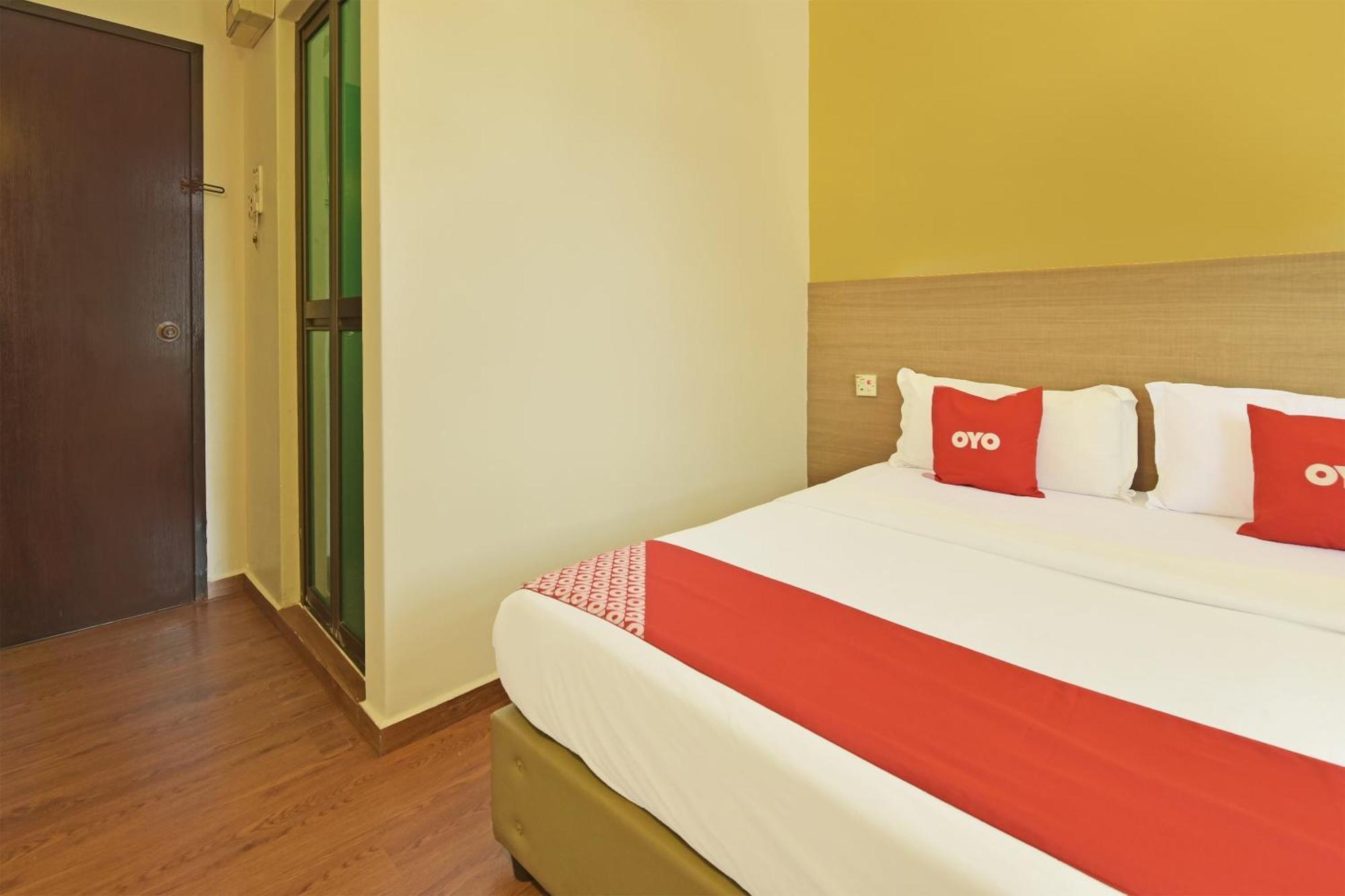 Super Oyo 44036 Hotel De Perdana Hill Batu Pahat Exteriér fotografie