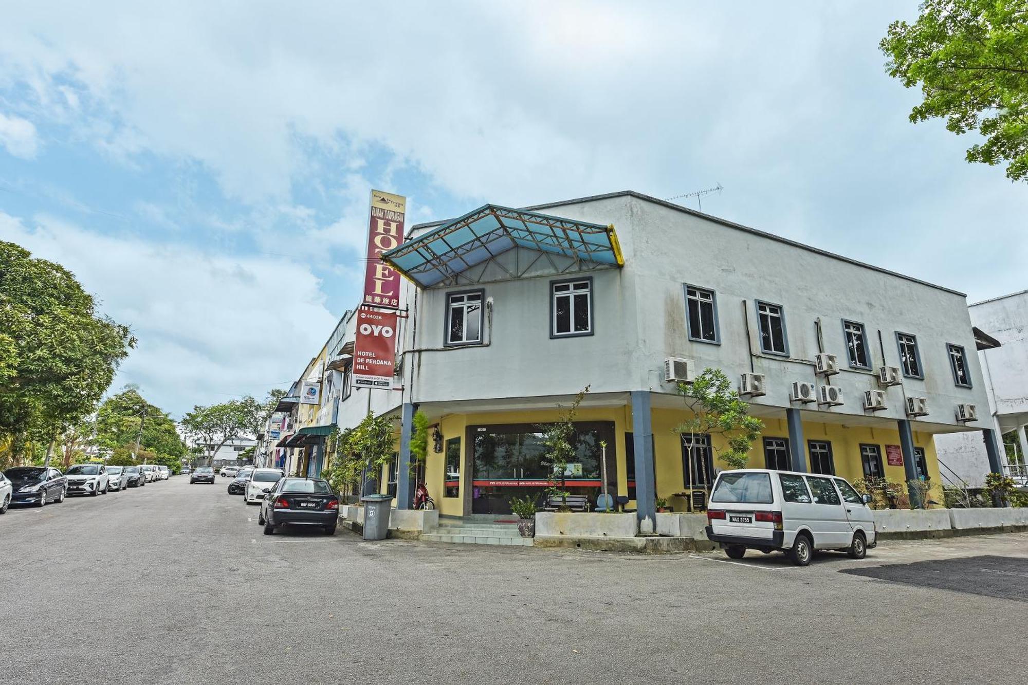 Super Oyo 44036 Hotel De Perdana Hill Batu Pahat Exteriér fotografie